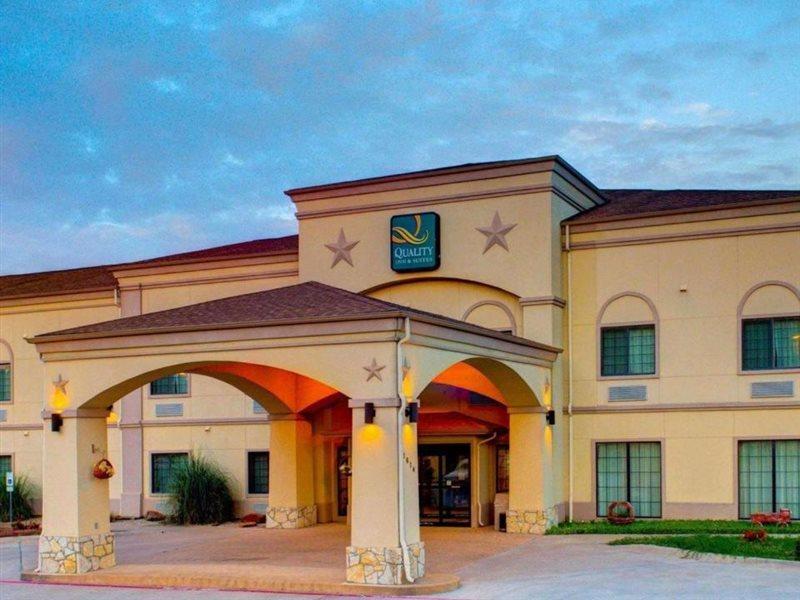 Quality Inn & Suites - Glen Rose Esterno foto