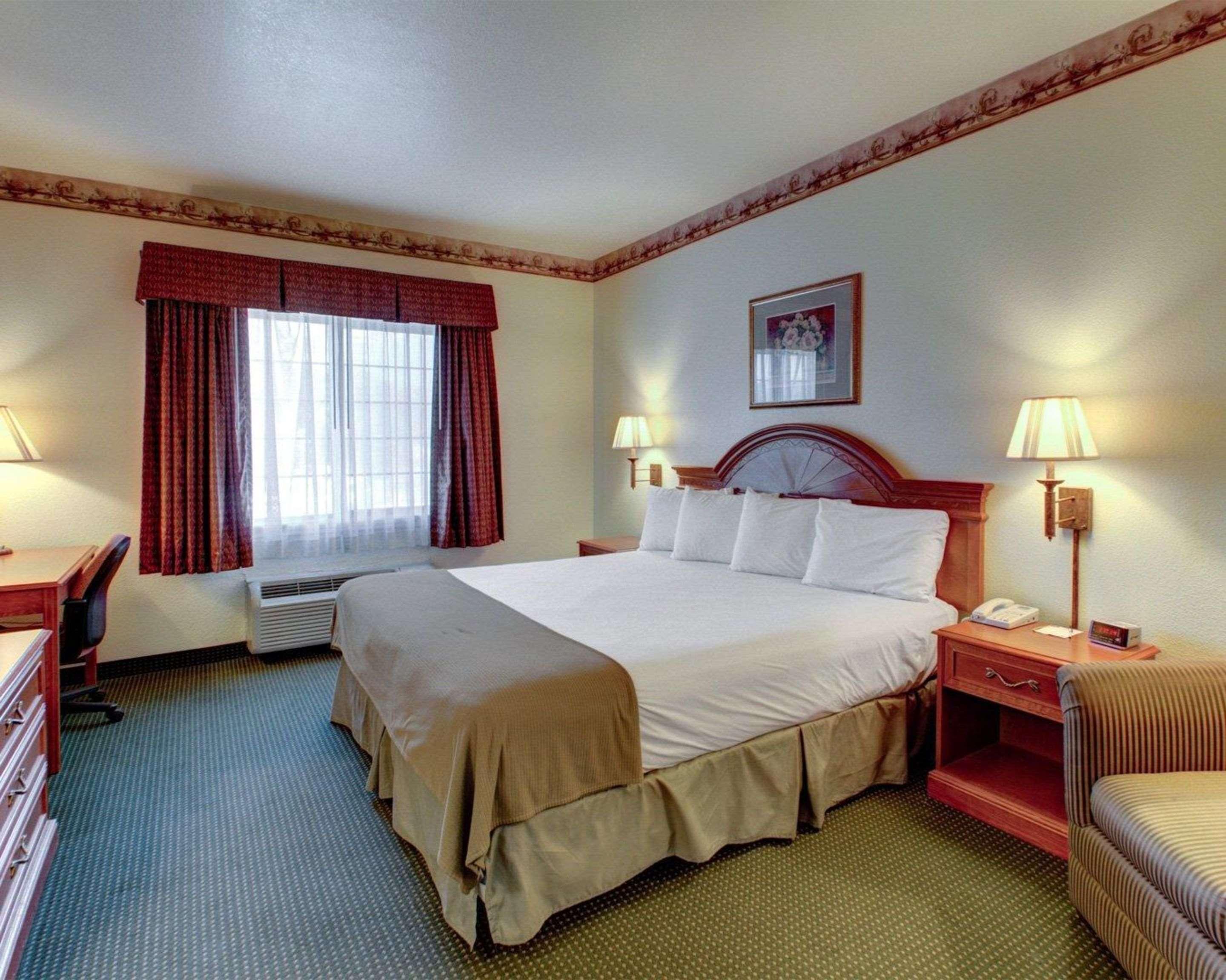 Quality Inn & Suites - Glen Rose Esterno foto