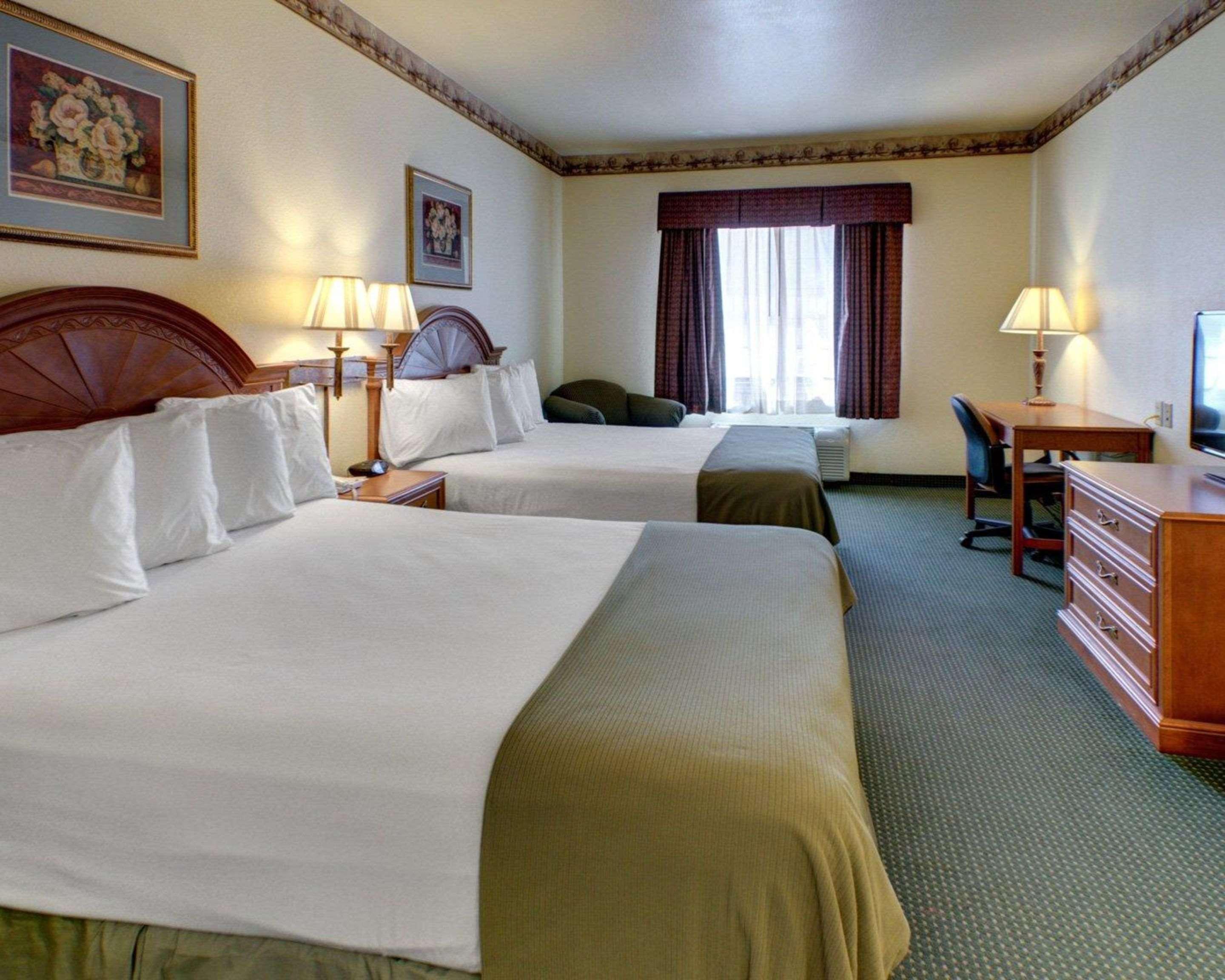 Quality Inn & Suites - Glen Rose Esterno foto