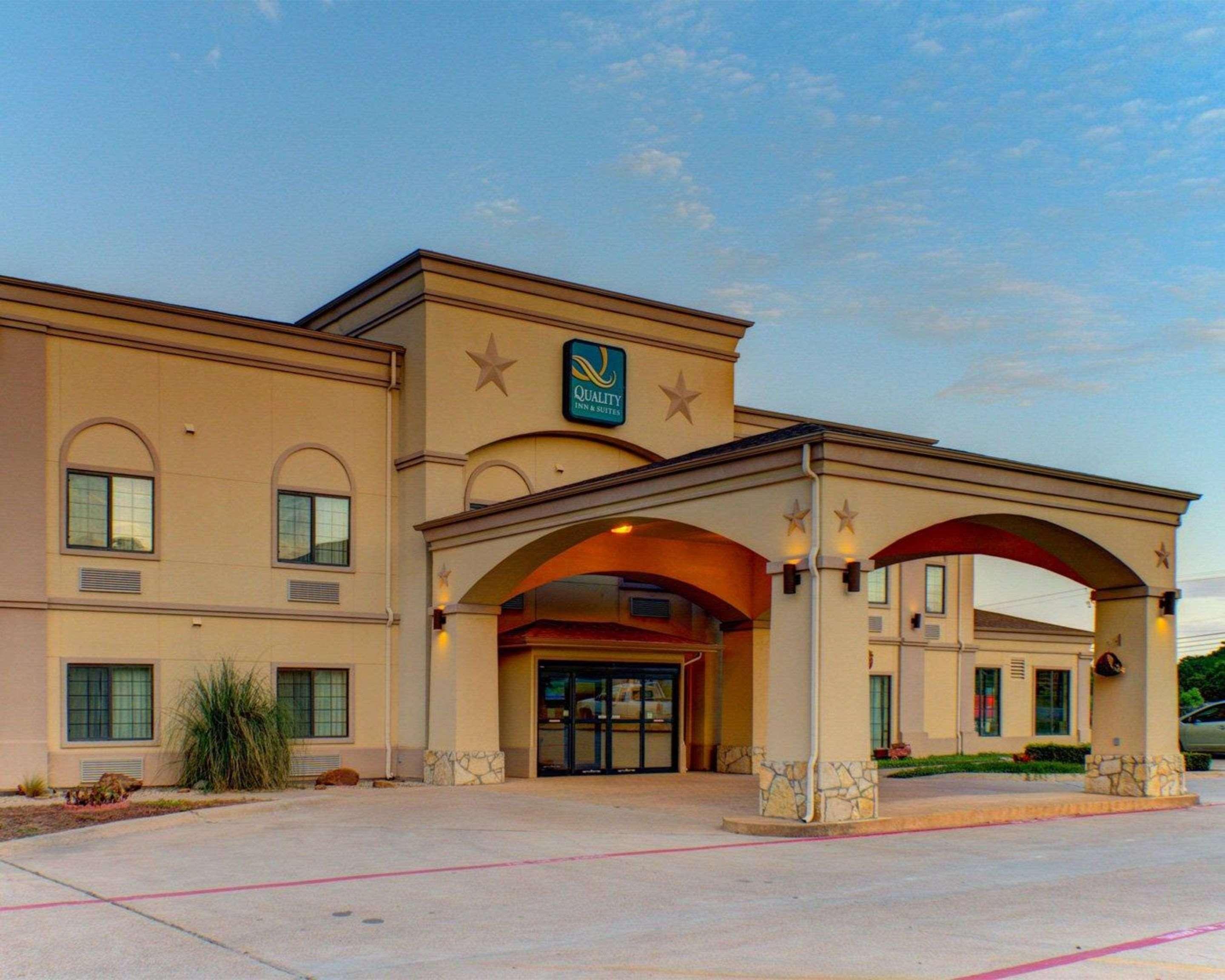 Quality Inn & Suites - Glen Rose Esterno foto