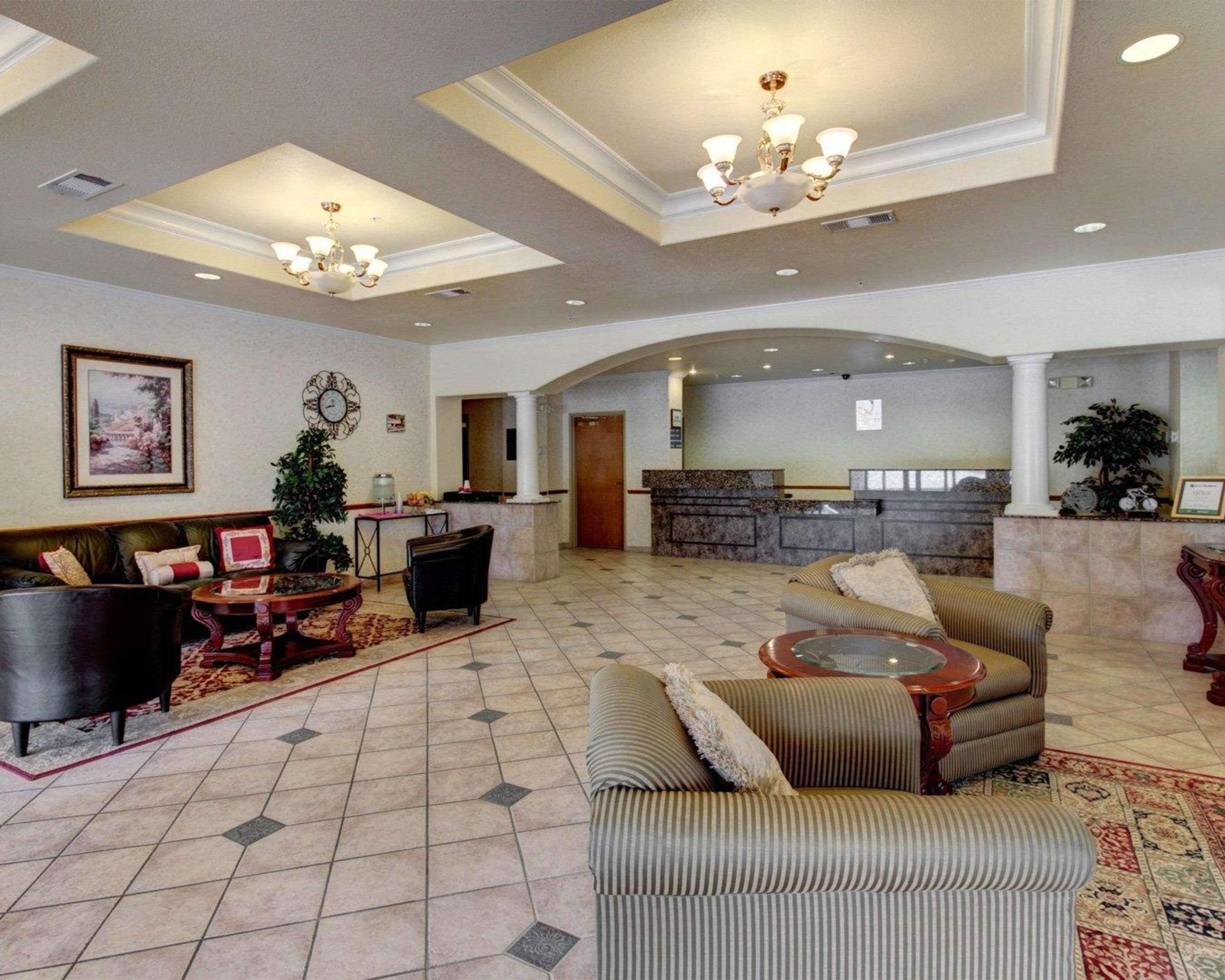 Quality Inn & Suites - Glen Rose Esterno foto