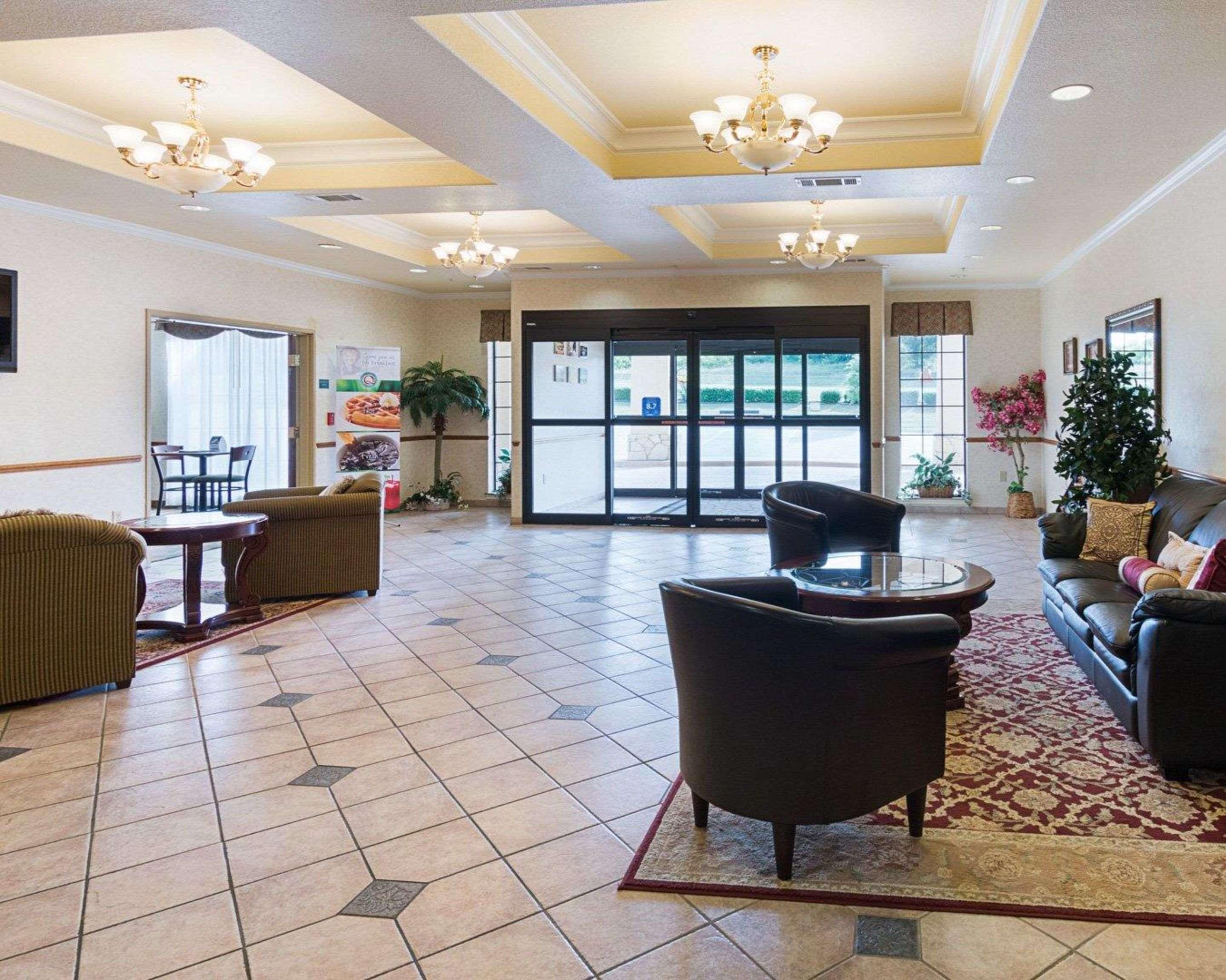 Quality Inn & Suites - Glen Rose Esterno foto