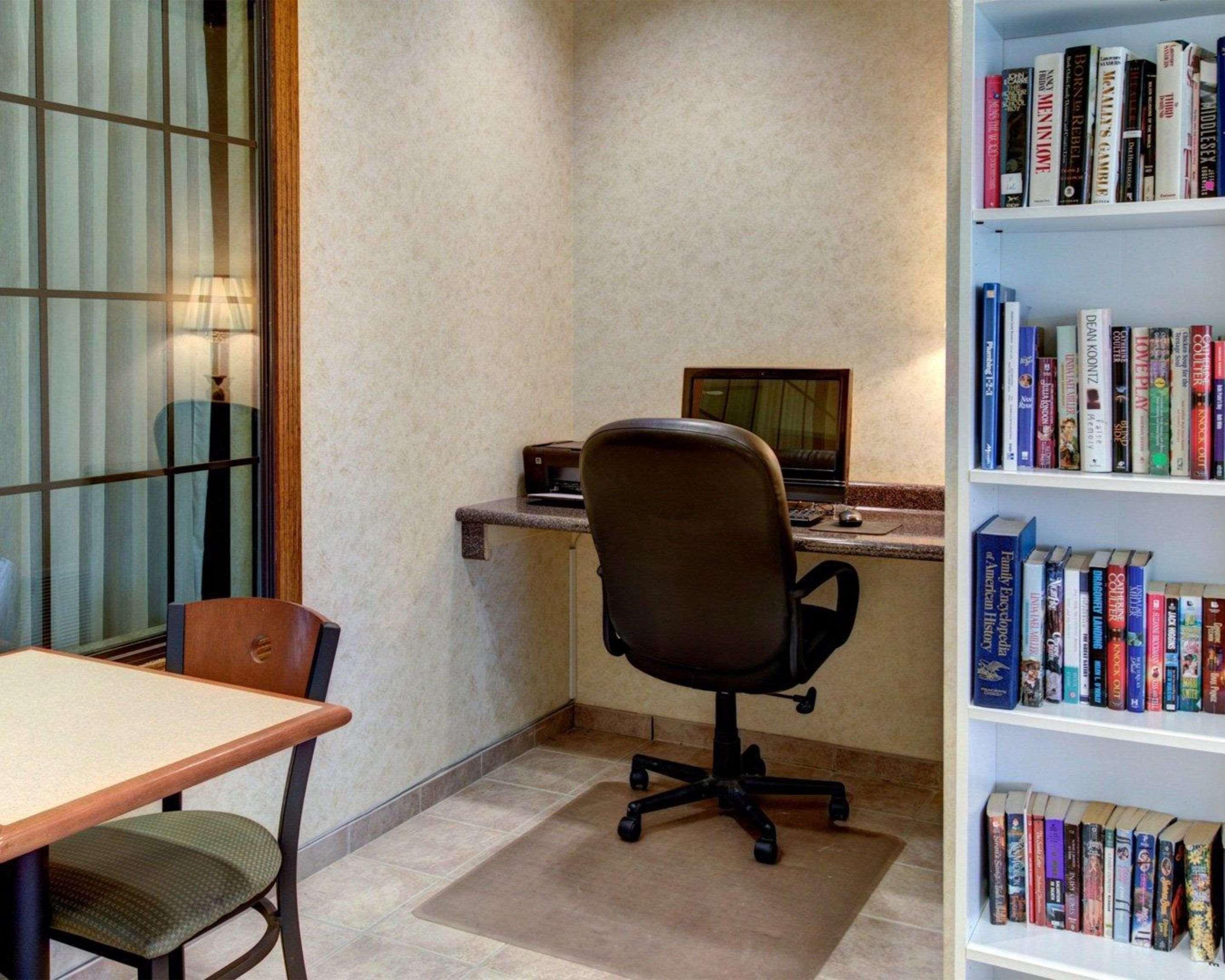 Quality Inn & Suites - Glen Rose Esterno foto
